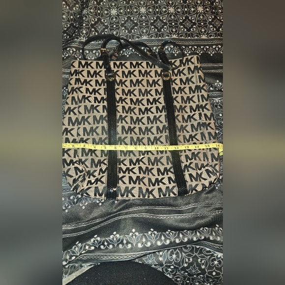 Michael Kors Monogram Canvas Tote in Black and Beige - Picture 2 of 6